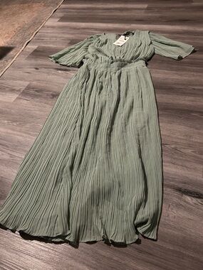 Zara Sage Green Pleated Maxi Dress